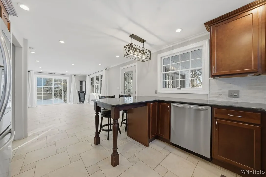 151 Conant Drive, Tonawanda, New York 14223, Tonawanda, New York 14223, 4 Bedrooms Bedrooms, 7 Rooms Rooms,2 BathroomsBathrooms,Residential Lease,Closed,151 Conant Drive, Tonawanda, New York 14223,0,B1653010