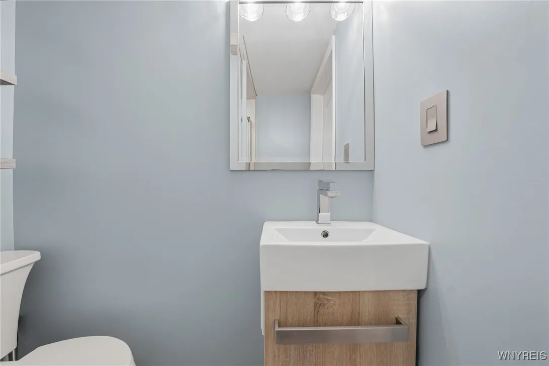 151 Conant Drive, Tonawanda, New York 14223, Tonawanda, New York 14223, 4 Bedrooms Bedrooms, 7 Rooms Rooms,2 BathroomsBathrooms,Residential Lease,Closed,151 Conant Drive, Tonawanda, New York 14223,0,B1653010