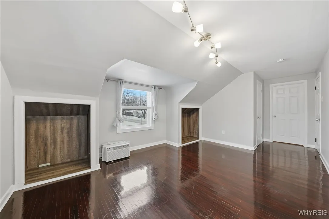 151 Conant Drive, Tonawanda, New York 14223, Tonawanda, New York 14223, 4 Bedrooms Bedrooms, 7 Rooms Rooms,2 BathroomsBathrooms,Residential Lease,Closed,151 Conant Drive, Tonawanda, New York 14223,0,B1653010