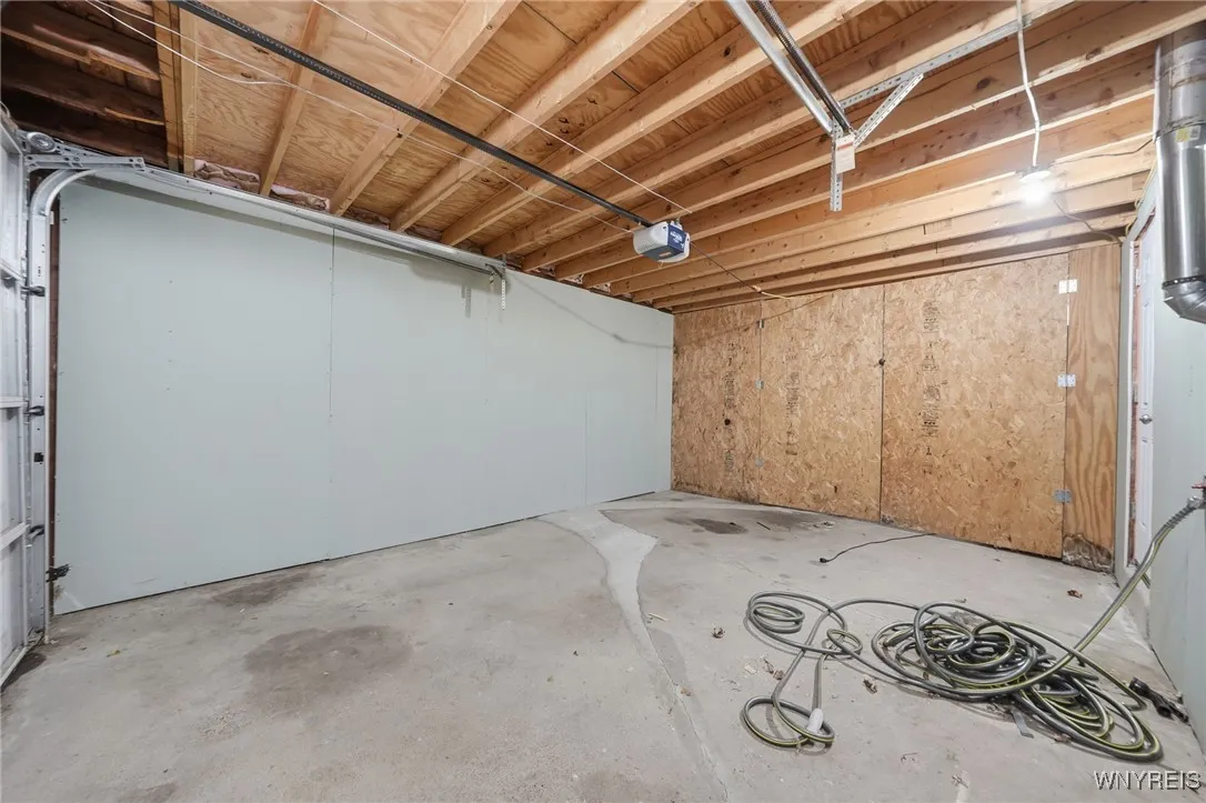 151 Conant Drive, Tonawanda, New York 14223, Tonawanda, New York 14223, 4 Bedrooms Bedrooms, 7 Rooms Rooms,2 BathroomsBathrooms,Residential Lease,Closed,151 Conant Drive, Tonawanda, New York 14223,0,B1653010