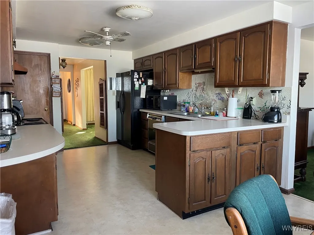 1825 Winter Road, Grand Island, New York 14072, Grand Island, New York 14072, 4 Bedrooms Bedrooms, 8 Rooms Rooms,2 BathroomsBathrooms,Residential Lease,Closed,1825 Winter Road, Grand Island, New York 14072,0,B1653885