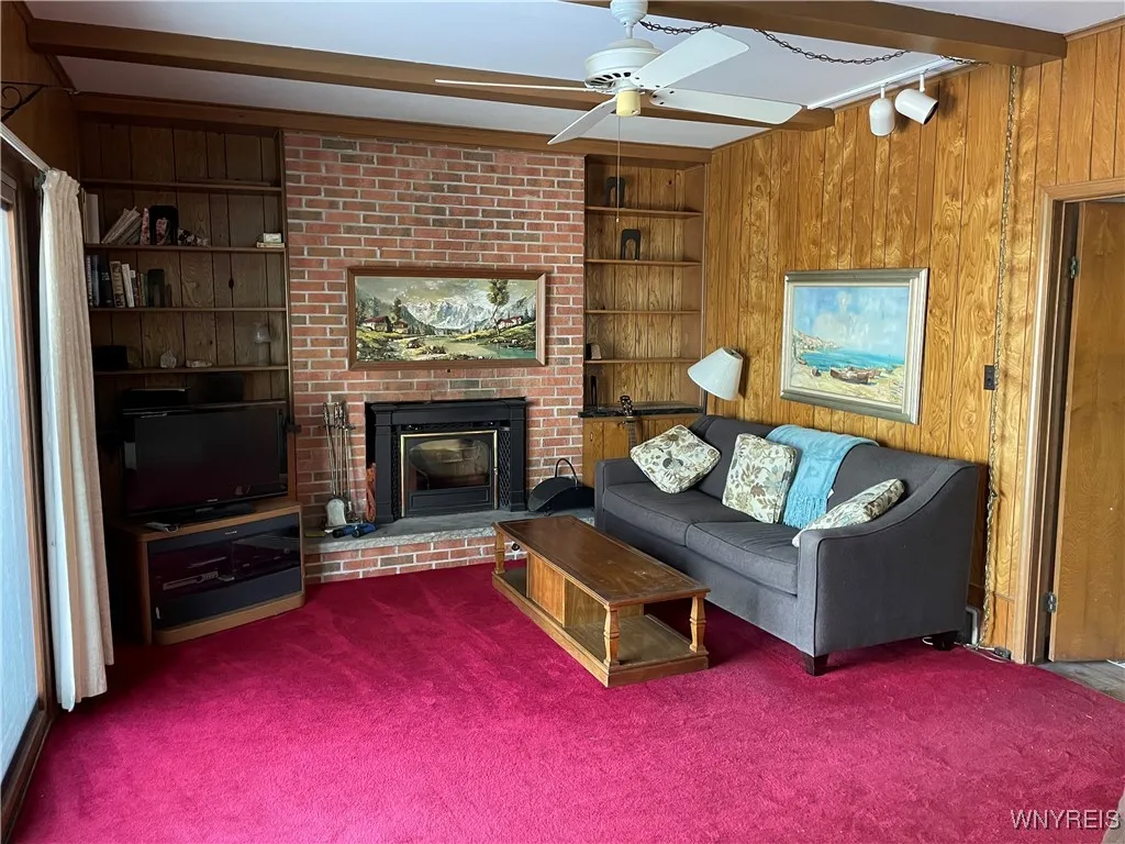 1825 Winter Road, Grand Island, New York 14072, Grand Island, New York 14072, 4 Bedrooms Bedrooms, 8 Rooms Rooms,2 BathroomsBathrooms,Residential Lease,Closed,1825 Winter Road, Grand Island, New York 14072,0,B1653885