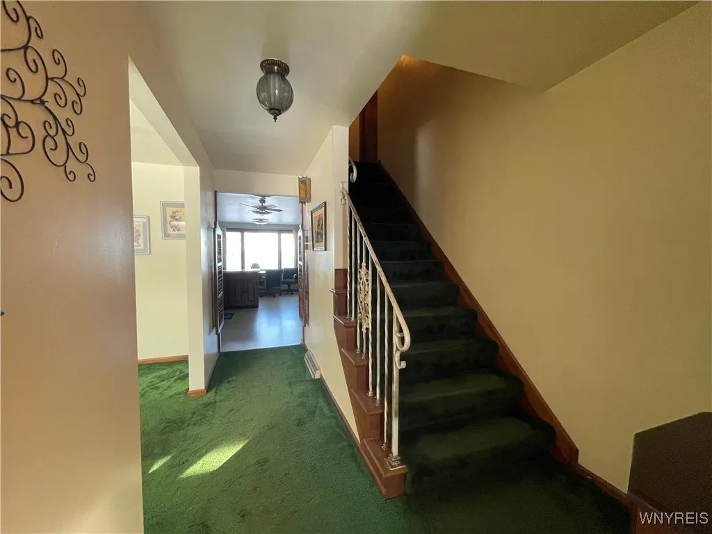 1825 Winter Road, Grand Island, New York 14072, Grand Island, New York 14072, 4 Bedrooms Bedrooms, 8 Rooms Rooms,2 BathroomsBathrooms,Residential Lease,Closed,1825 Winter Road, Grand Island, New York 14072,0,B1653885
