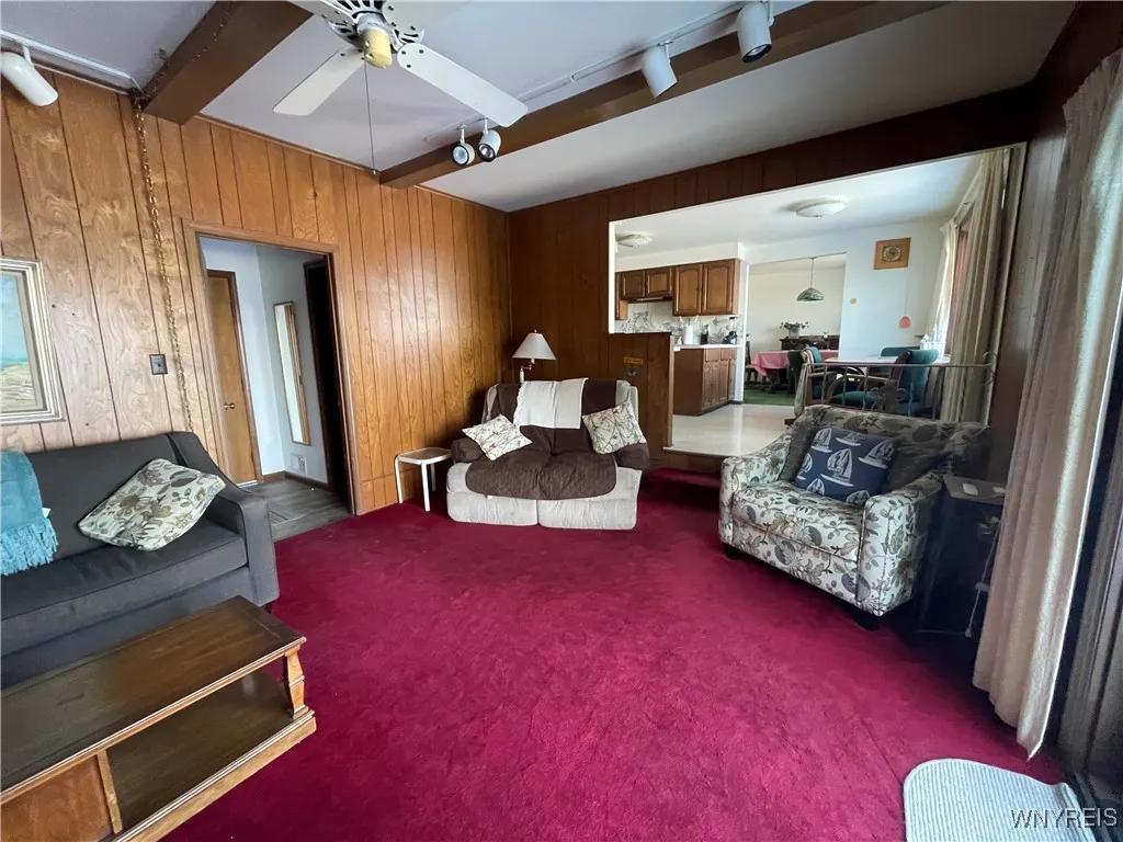 1825 Winter Road, Grand Island, New York 14072, Grand Island, New York 14072, 4 Bedrooms Bedrooms, 8 Rooms Rooms,2 BathroomsBathrooms,Residential Lease,Closed,1825 Winter Road, Grand Island, New York 14072,0,B1653885