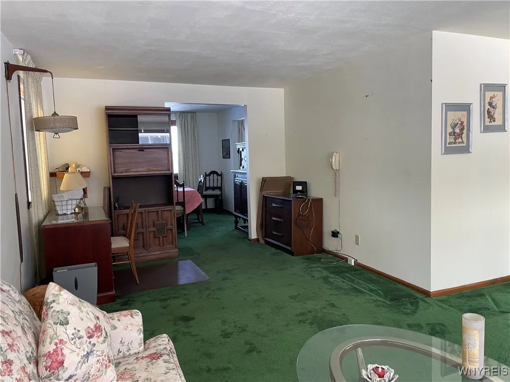 1825 Winter Road, Grand Island, New York 14072, Grand Island, New York 14072, 4 Bedrooms Bedrooms, 8 Rooms Rooms,2 BathroomsBathrooms,Residential Lease,Closed,1825 Winter Road, Grand Island, New York 14072,0,B1653885