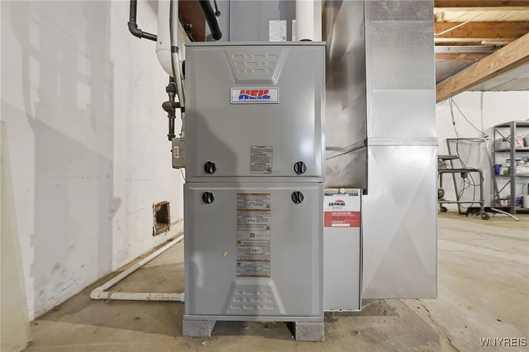 5871 Cole Road, Orchard Park, New York 14127, Orchard Park, New York 14127, 3 Bedrooms Bedrooms, 8 Rooms Rooms,1 BathroomBathrooms,Residential,Closed,5871 Cole Road, Orchard Park, New York 14127,0,B1654048