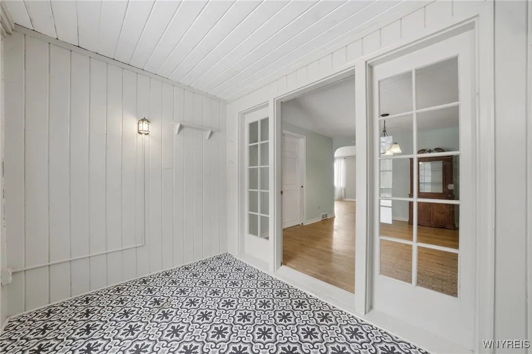 5871 Cole Road, Orchard Park, New York 14127, Orchard Park, New York 14127, 3 Bedrooms Bedrooms, 8 Rooms Rooms,1 BathroomBathrooms,Residential,Closed,5871 Cole Road, Orchard Park, New York 14127,0,B1654048