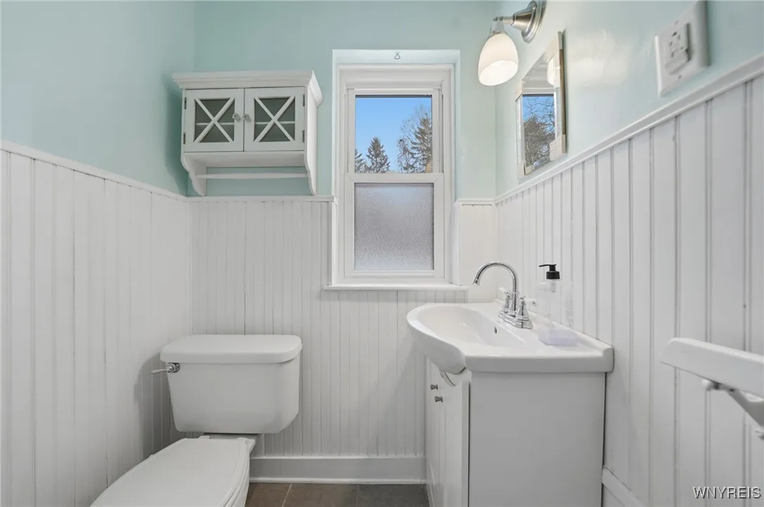 5871 Cole Road, Orchard Park, New York 14127, Orchard Park, New York 14127, 3 Bedrooms Bedrooms, 8 Rooms Rooms,1 BathroomBathrooms,Residential,Closed,5871 Cole Road, Orchard Park, New York 14127,0,B1654048