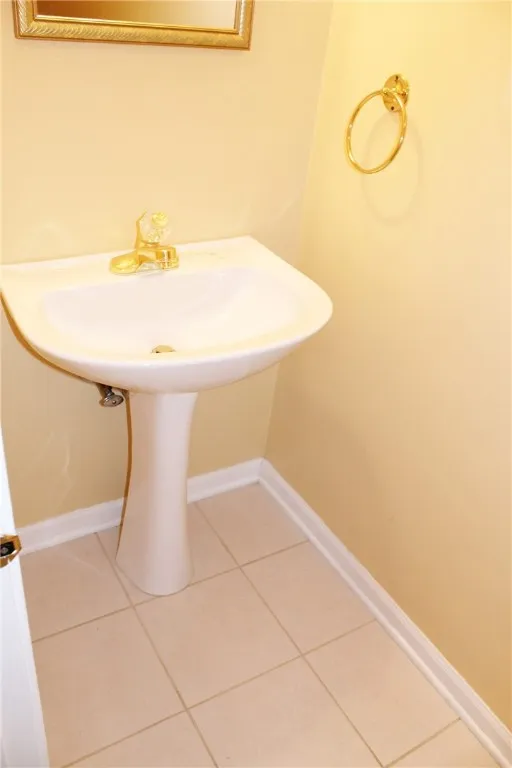 121 Brittany Circle, Brighton, New York 14618, Brighton, New York 14618, 3 Bedrooms Bedrooms, 6 Rooms Rooms,2 BathroomsBathrooms,Residential Lease,Closed,121 Brittany Circle, Brighton, New York 14618,0,R1654396