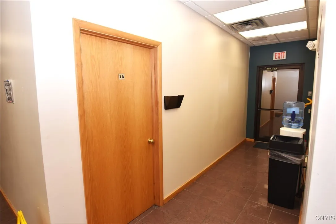 Suite 1A