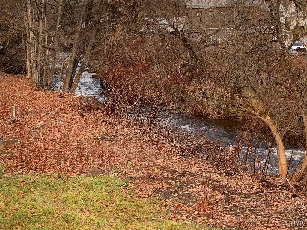 9141 Main Street, Annsville, New York 13471, Annsville, New York 13471, 6 Bedroom Bedrooms, 10 Room Rooms,2 BathroomBathrooms,Residential,For Sale,9141 Main Street, Annsville, New York 13471,0,S1654336