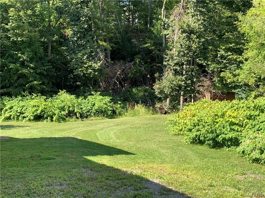 9141 Main Street, Annsville, New York 13471, Annsville, New York 13471, 6 Bedroom Bedrooms, 10 Room Rooms,2 BathroomBathrooms,Residential,For Sale,9141 Main Street, Annsville, New York 13471,0,S1654336