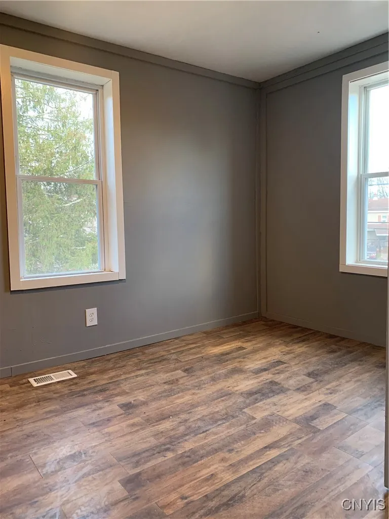 9141 Main Street, Annsville, New York 13471, Annsville, New York 13471, 6 Bedroom Bedrooms, 10 Room Rooms,2 BathroomBathrooms,Residential,For Sale,9141 Main Street, Annsville, New York 13471,0,S1654336