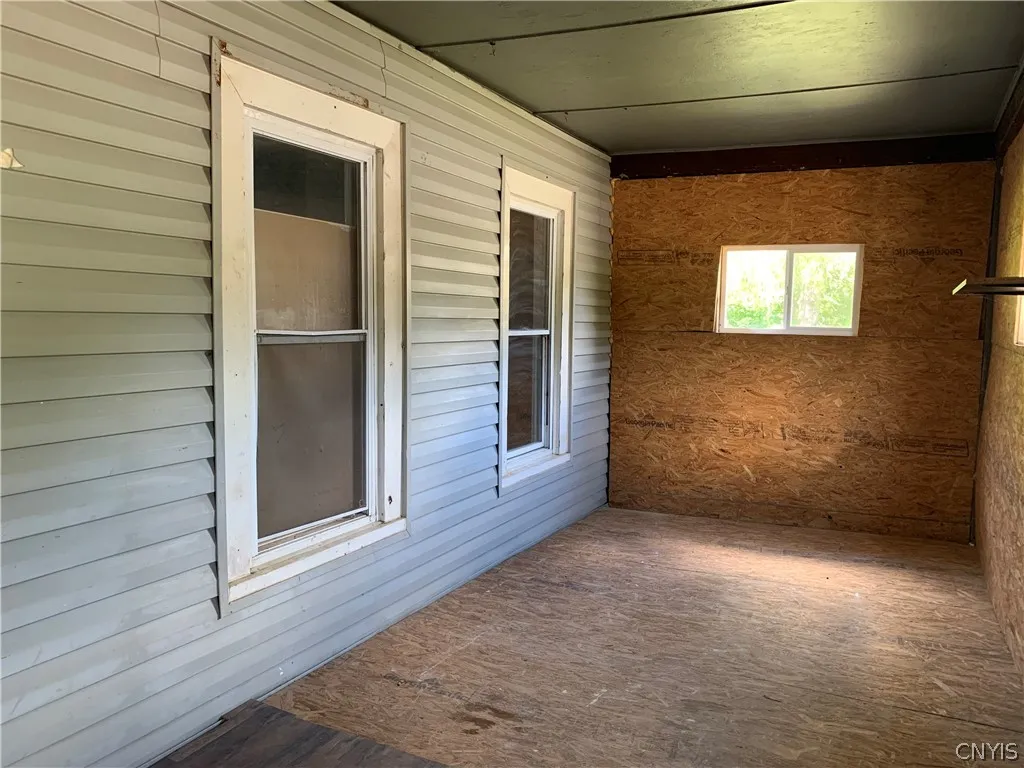 9141 Main Street, Annsville, New York 13471, Annsville, New York 13471, 6 Bedroom Bedrooms, 10 Room Rooms,2 BathroomBathrooms,Residential,For Sale,9141 Main Street, Annsville, New York 13471,0,S1654336