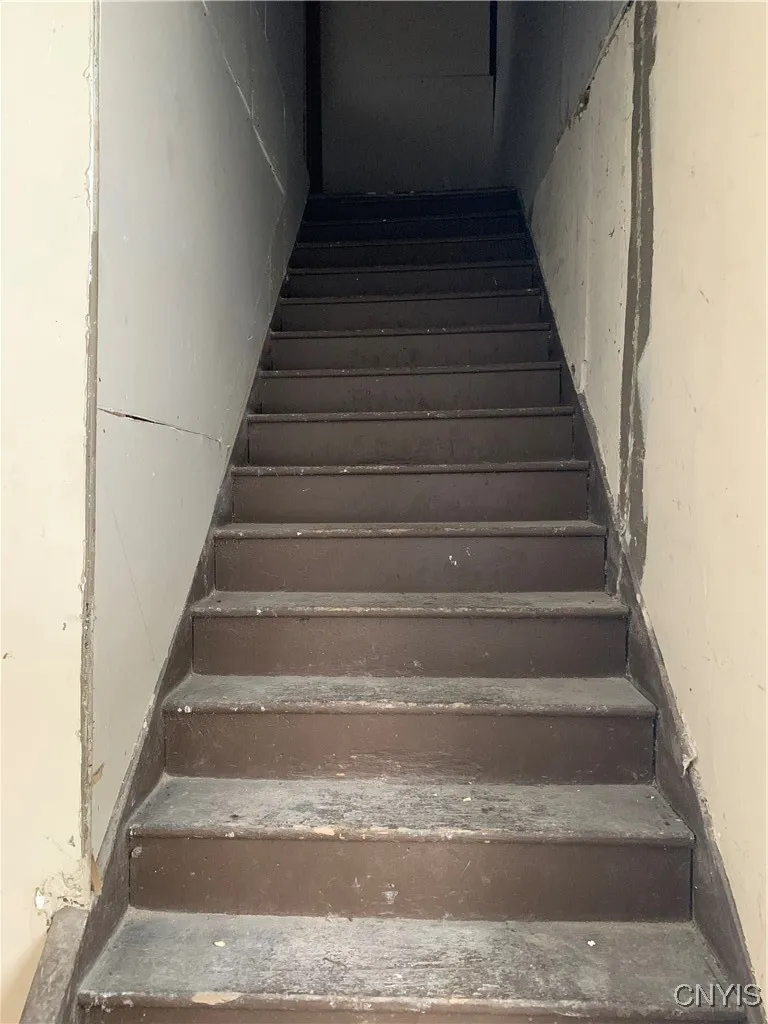 9141 Main Street, Annsville, New York 13471, Annsville, New York 13471, 6 Bedroom Bedrooms, 10 Room Rooms,2 BathroomBathrooms,Residential,For Sale,9141 Main Street, Annsville, New York 13471,0,S1654336