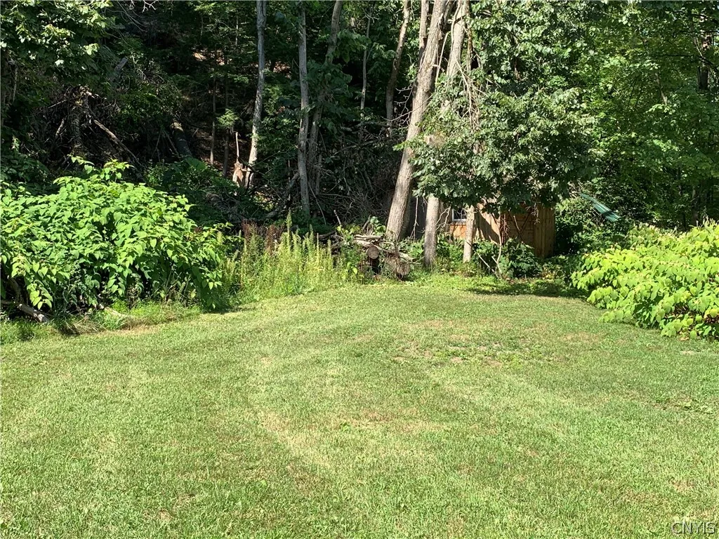 9141 Main Street, Annsville, New York 13471, Annsville, New York 13471, 6 Bedroom Bedrooms, 10 Room Rooms,2 BathroomBathrooms,Residential,For Sale,9141 Main Street, Annsville, New York 13471,0,S1654336