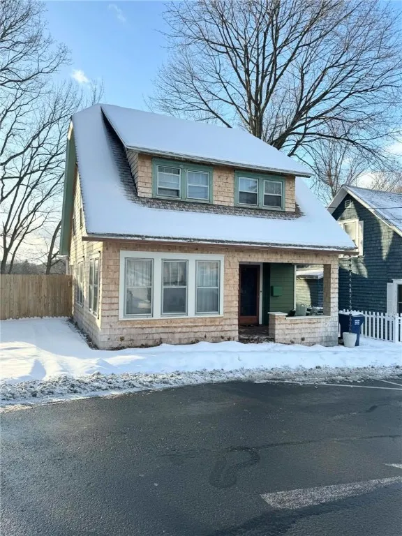 8 Third Street, Oneonta, New York 13820, Oneonta, New York 13820, 3 Bedrooms Bedrooms, 7 Rooms Rooms,1 BathroomBathrooms,Residential,For Sale,8 Third Street, Oneonta, New York 13820,0,R1654608