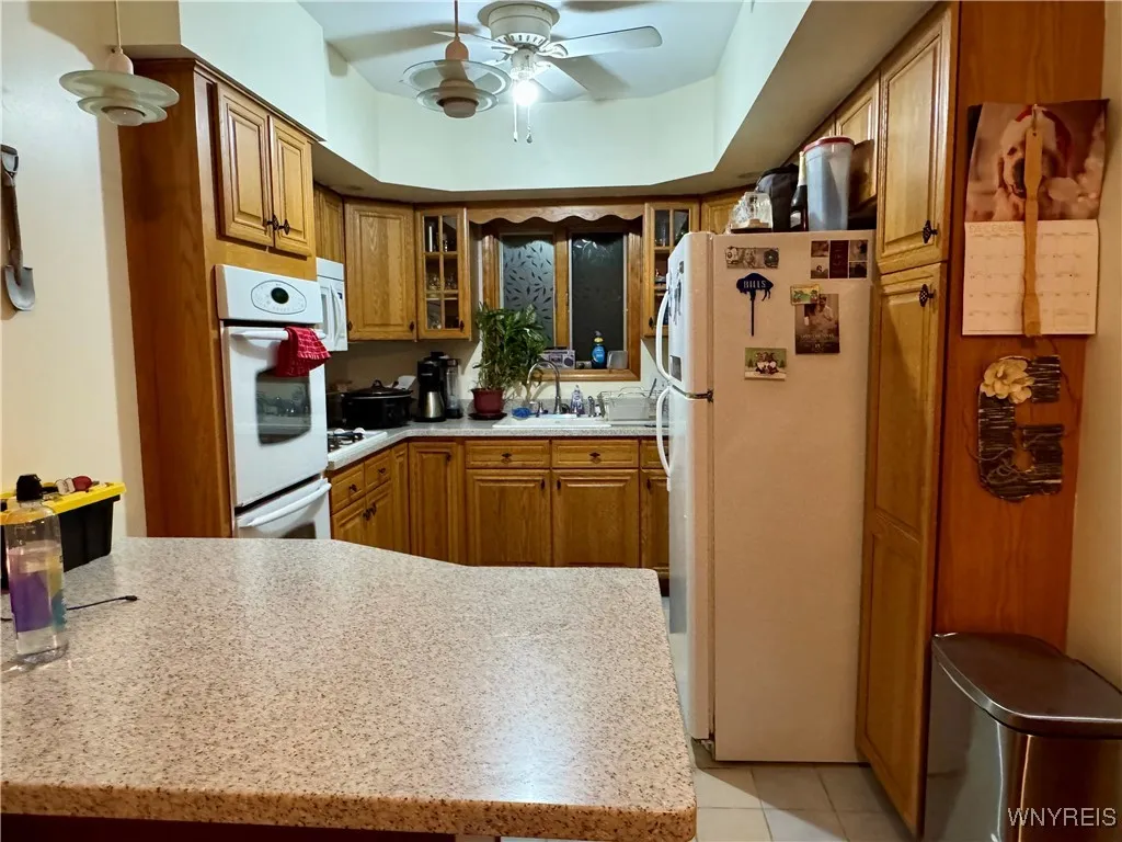 192 Victoria Boulevard, Tonawanda, New York 14217, Tonawanda, New York 14217, 7 Bedrooms Bedrooms, ,2 BathroomsBathrooms,Residential,Closed,192 Victoria Boulevard, Tonawanda, New York 14217,0,B1654407