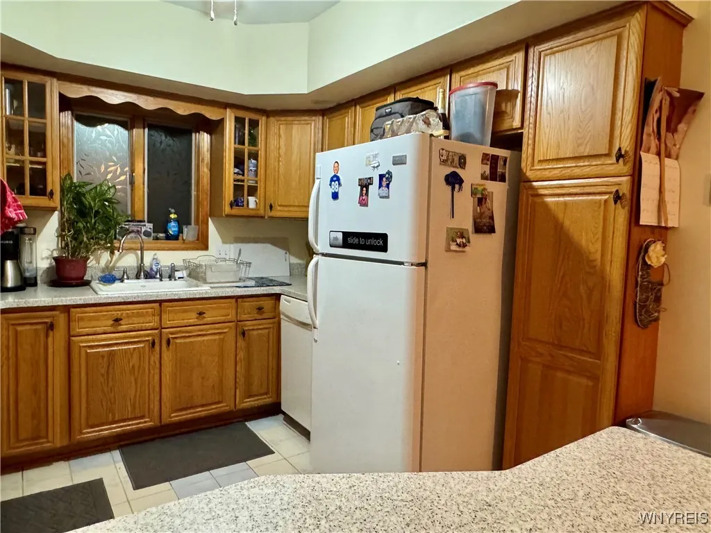 192 Victoria Boulevard, Tonawanda, New York 14217, Tonawanda, New York 14217, 7 Bedrooms Bedrooms, ,2 BathroomsBathrooms,Residential,Closed,192 Victoria Boulevard, Tonawanda, New York 14217,0,B1654407