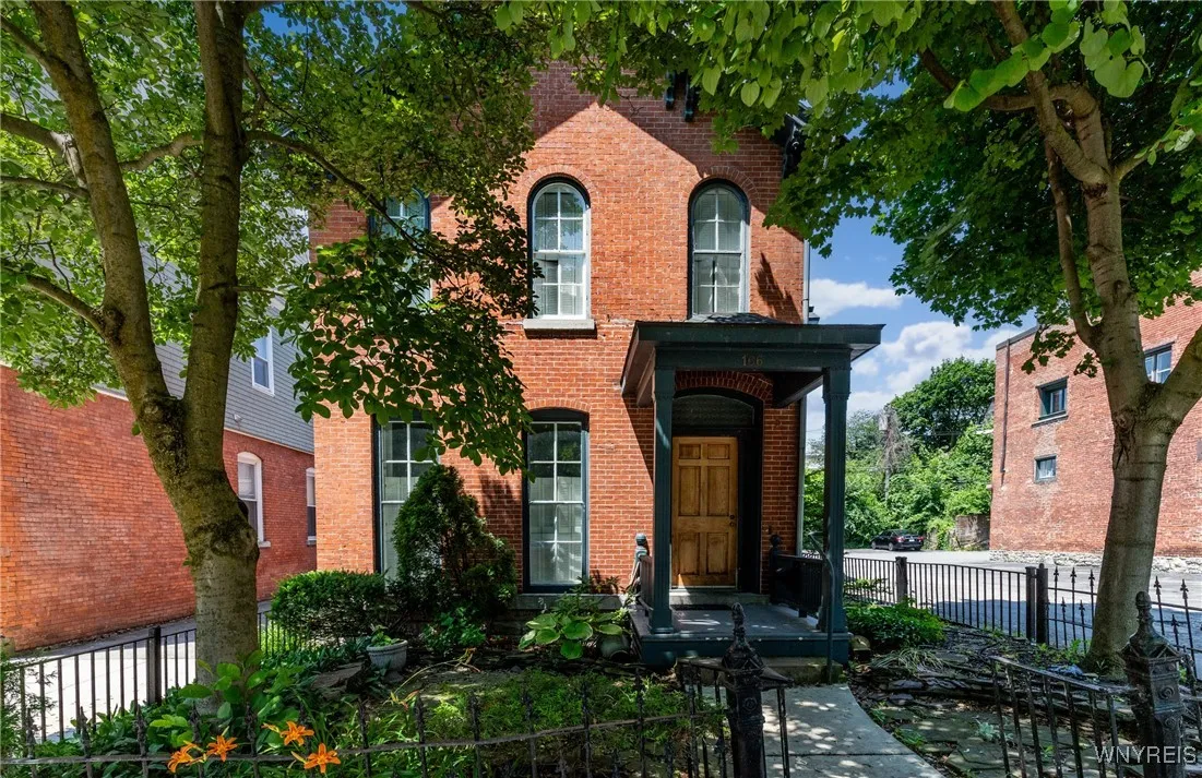 158-166 Park Street, Buffalo, New York 14201, Buffalo, New York 14201, 12 Bedrooms Bedrooms, ,Multi Family,Closed,158-166 Park Street, Buffalo, New York 14201,0,B1654662