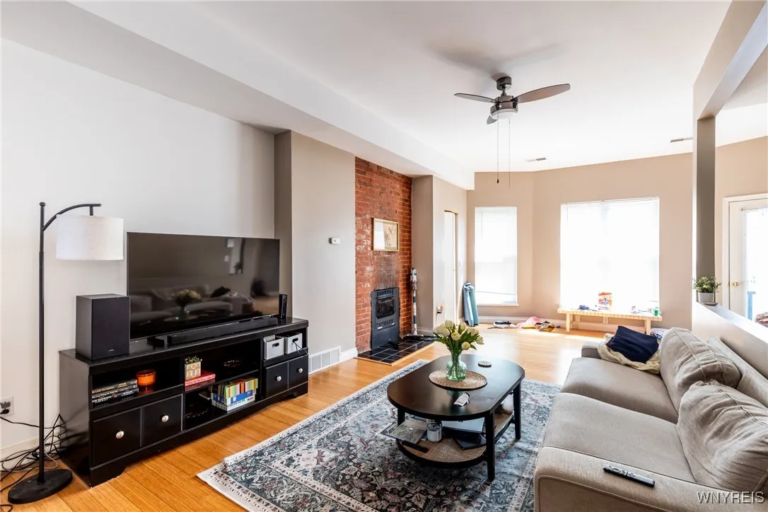 158-166 Park Street, Buffalo, New York 14201, Buffalo, New York 14201, 12 Bedrooms Bedrooms, ,Multi Family,Closed,158-166 Park Street, Buffalo, New York 14201,0,B1654662