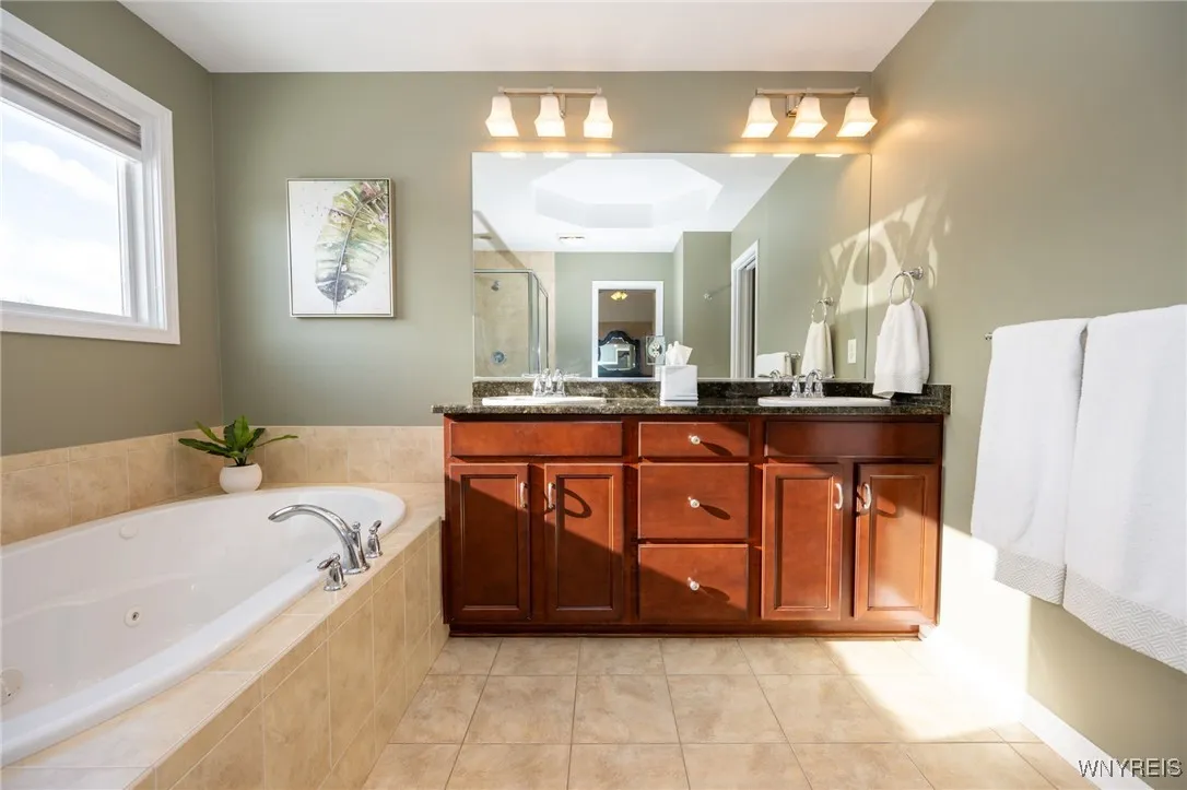 33 South Rockingham, Amherst, New York 14228, Amherst, New York 14228, 4 Bedrooms Bedrooms, 8 Rooms Rooms,3 BathroomsBathrooms,Residential,For Sale,33 South Rockingham, Amherst, New York 14228,0,B1654625