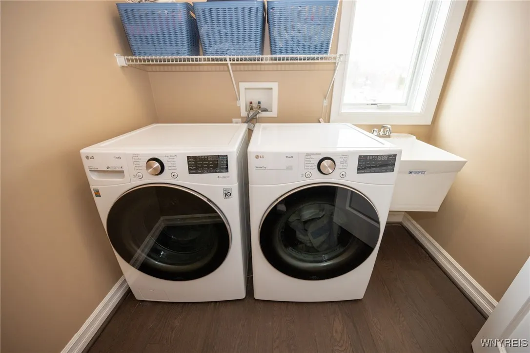 33 South Rockingham, Amherst, New York 14228, Amherst, New York 14228, 4 Bedrooms Bedrooms, 8 Rooms Rooms,3 BathroomsBathrooms,Residential,For Sale,33 South Rockingham, Amherst, New York 14228,0,B1654625