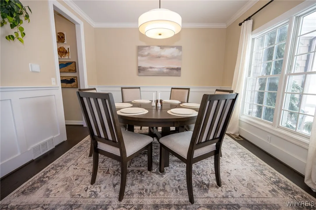 33 South Rockingham, Amherst, New York 14228, Amherst, New York 14228, 4 Bedrooms Bedrooms, 8 Rooms Rooms,3 BathroomsBathrooms,Residential,For Sale,33 South Rockingham, Amherst, New York 14228,0,B1654625