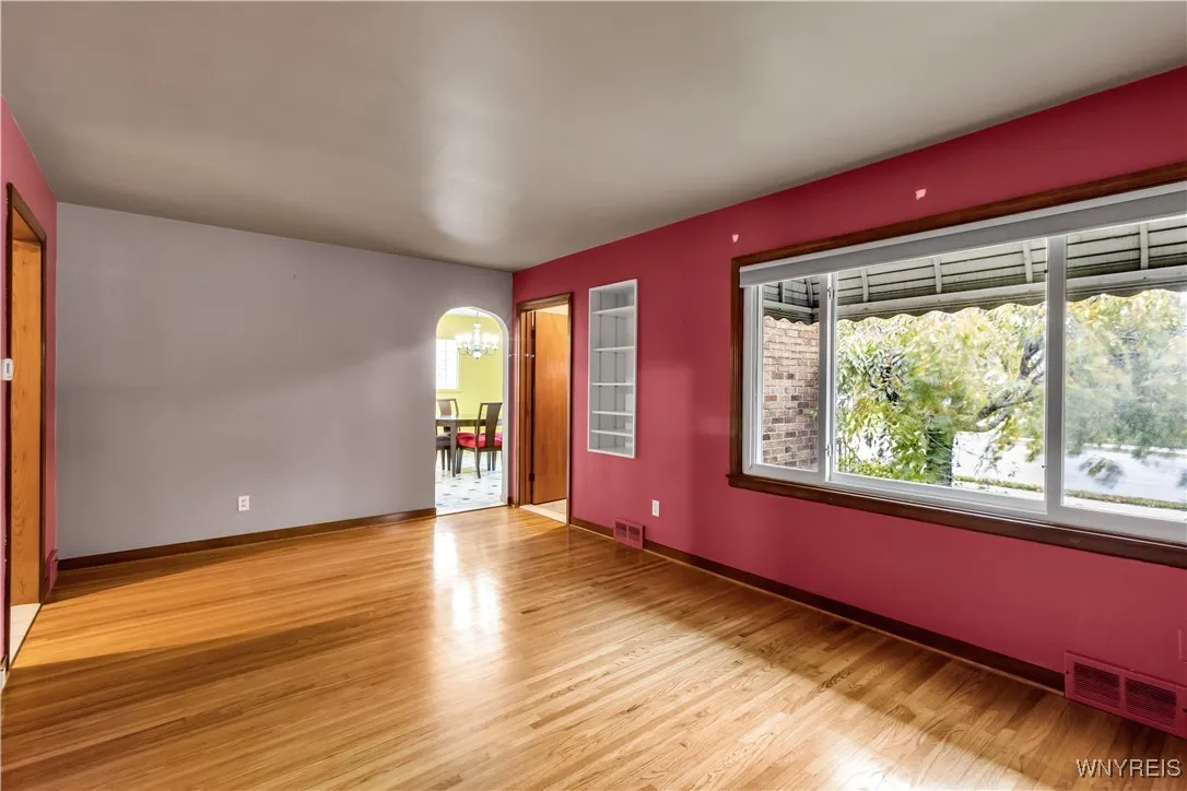 179 Hamilton Boulevard, Tonawanda, New York 14217, Tonawanda, New York 14217, 2 Bedrooms Bedrooms, 4 Rooms Rooms,1 BathroomBathrooms,Residential Lease,For Rent,179 Hamilton Boulevard, Tonawanda, New York 14217,0,B1654626