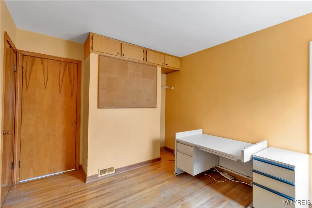 179 Hamilton Boulevard, Tonawanda, New York 14217, Tonawanda, New York 14217, 2 Bedrooms Bedrooms, 4 Rooms Rooms,1 BathroomBathrooms,Residential Lease,For Rent,179 Hamilton Boulevard, Tonawanda, New York 14217,0,B1654626