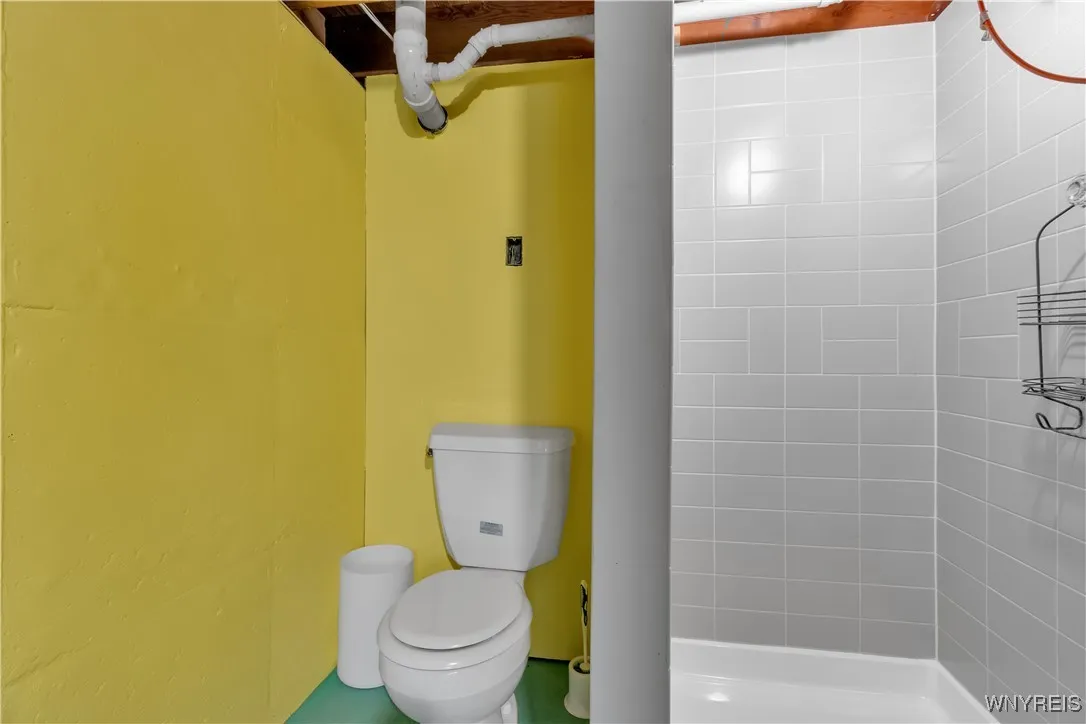 179 Hamilton Boulevard, Tonawanda, New York 14217, Tonawanda, New York 14217, 2 Bedrooms Bedrooms, 4 Rooms Rooms,1 BathroomBathrooms,Residential Lease,For Rent,179 Hamilton Boulevard, Tonawanda, New York 14217,0,B1654626