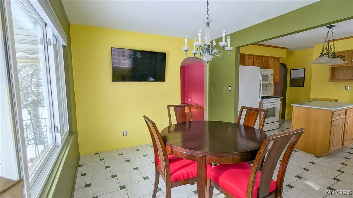 179 Hamilton Boulevard, Tonawanda, New York 14217, Tonawanda, New York 14217, 2 Bedrooms Bedrooms, 4 Rooms Rooms,1 BathroomBathrooms,Residential Lease,For Rent,179 Hamilton Boulevard, Tonawanda, New York 14217,0,B1654626