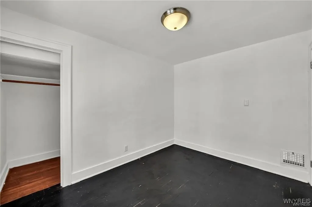19 Avery Avenue, Buffalo, New York 14216, Buffalo, New York 14216, 4 Bedrooms Bedrooms, ,2 BathroomsBathrooms,Residential,Closed,19 Avery Avenue, Buffalo, New York 14216,0,B1654682