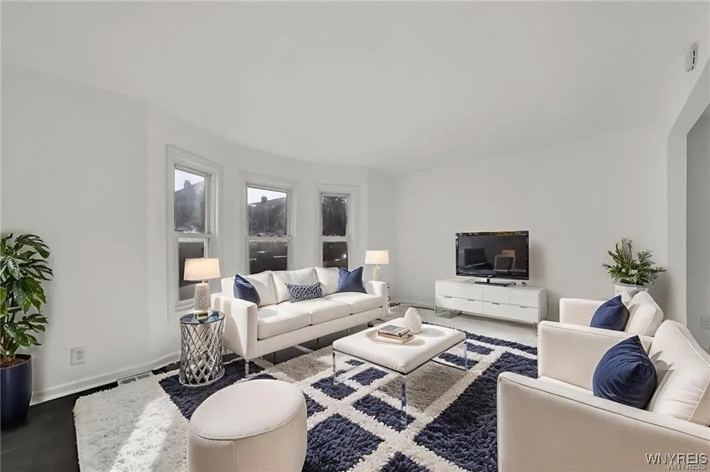 19 Avery Avenue, Buffalo, New York 14216, Buffalo, New York 14216, 4 Bedrooms Bedrooms, ,2 BathroomsBathrooms,Residential,Closed,19 Avery Avenue, Buffalo, New York 14216,0,B1654682