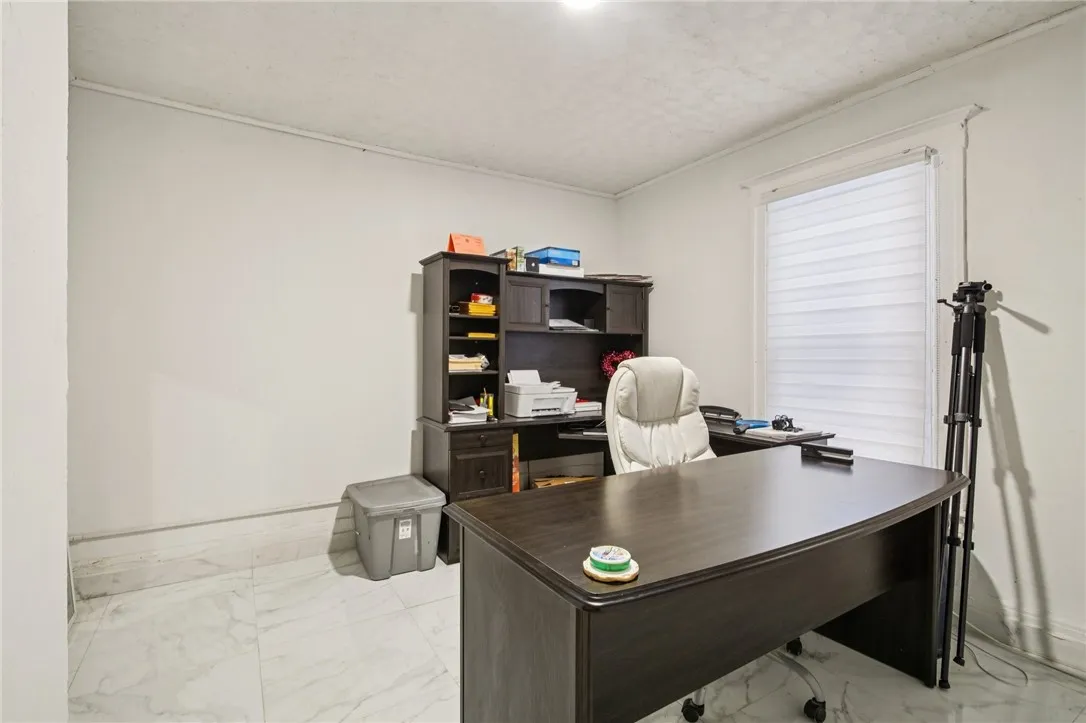 619 Dewey Avenue, Rochester, New York 14613, Rochester, New York 14613, 3 Bedrooms Bedrooms, 7 Rooms Rooms,2 BathroomsBathrooms,Residential,For Sale,619 Dewey Avenue, Rochester, New York 14613,0,R1654379