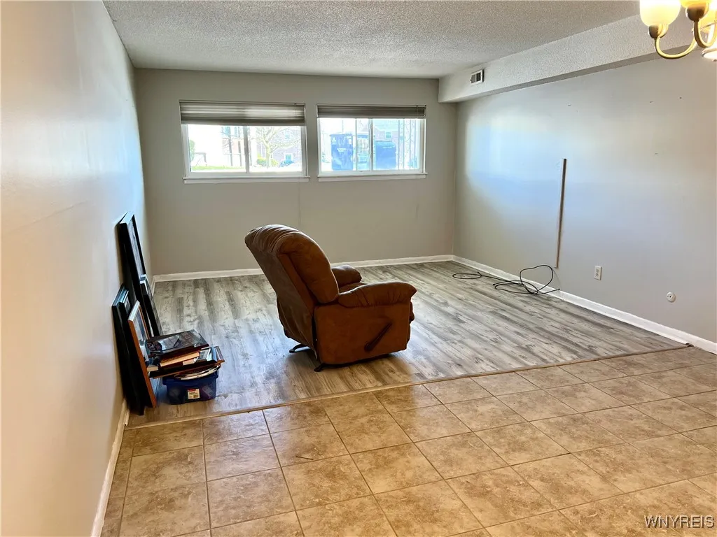 8421 Buffalo Avenue 14, Niagara Falls, New York 14, Niagara Falls, New York 14304, 2 Bedrooms Bedrooms, 4 Rooms Rooms,1 BathroomBathrooms,Residential,Closed,8421 Buffalo Avenue 14, Niagara Falls, New York 14,0,B1654480