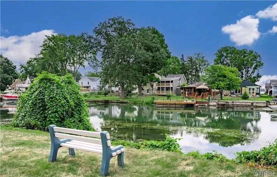 8421 Buffalo Avenue 14, Niagara Falls, New York 14, Niagara Falls, New York 14304, 2 Bedrooms Bedrooms, 4 Rooms Rooms,1 BathroomBathrooms,Residential,Closed,8421 Buffalo Avenue 14, Niagara Falls, New York 14,0,B1654480