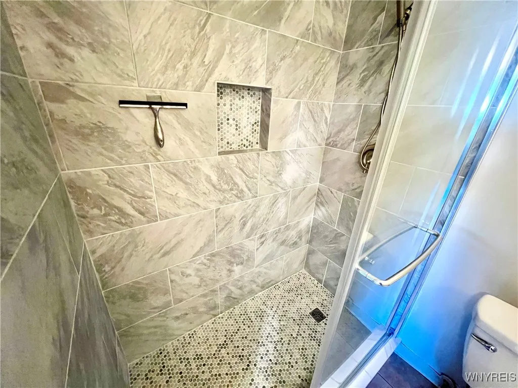 8421 Buffalo Avenue 14, Niagara Falls, New York 14, Niagara Falls, New York 14304, 2 Bedrooms Bedrooms, 4 Rooms Rooms,1 BathroomBathrooms,Residential,Closed,8421 Buffalo Avenue 14, Niagara Falls, New York 14,0,B1654480