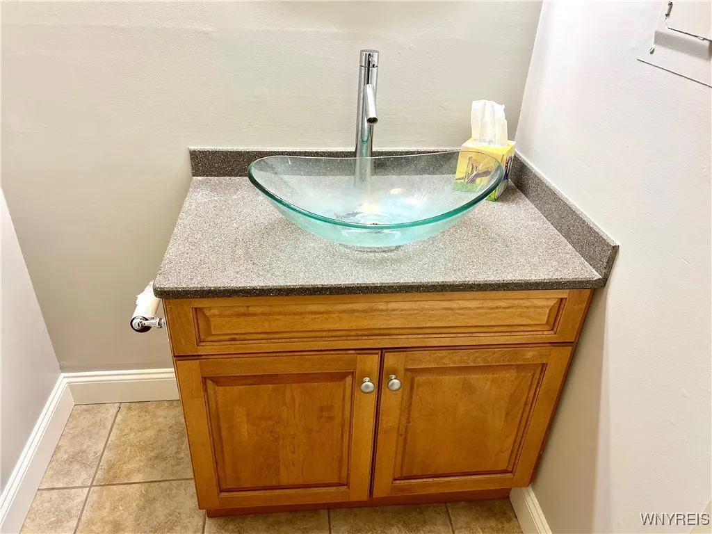 8421 Buffalo Avenue 14, Niagara Falls, New York 14, Niagara Falls, New York 14304, 2 Bedrooms Bedrooms, 4 Rooms Rooms,1 BathroomBathrooms,Residential,Closed,8421 Buffalo Avenue 14, Niagara Falls, New York 14,0,B1654480