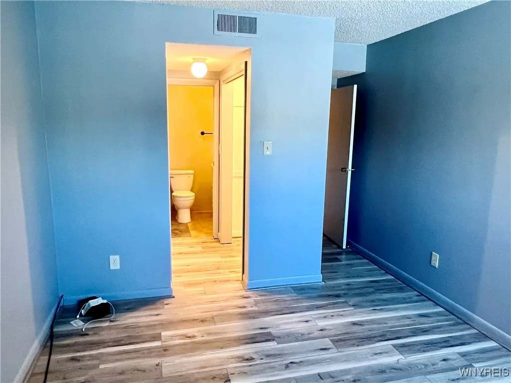 8421 Buffalo Avenue 14, Niagara Falls, New York 14, Niagara Falls, New York 14304, 2 Bedrooms Bedrooms, 4 Rooms Rooms,1 BathroomBathrooms,Residential,Closed,8421 Buffalo Avenue 14, Niagara Falls, New York 14,0,B1654480