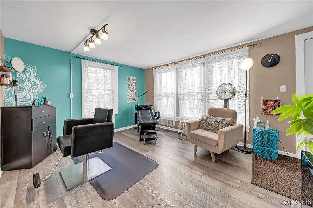 3958 Southwestern Boulevard, Orchard Park, New Yor, Orchard Park, New York 14127, 4 Bedrooms Bedrooms, 8 Rooms Rooms,2 BathroomsBathrooms,Residential,For Sale,3958 Southwestern Boulevard, Orchard Park, New Yor,0,B1654749