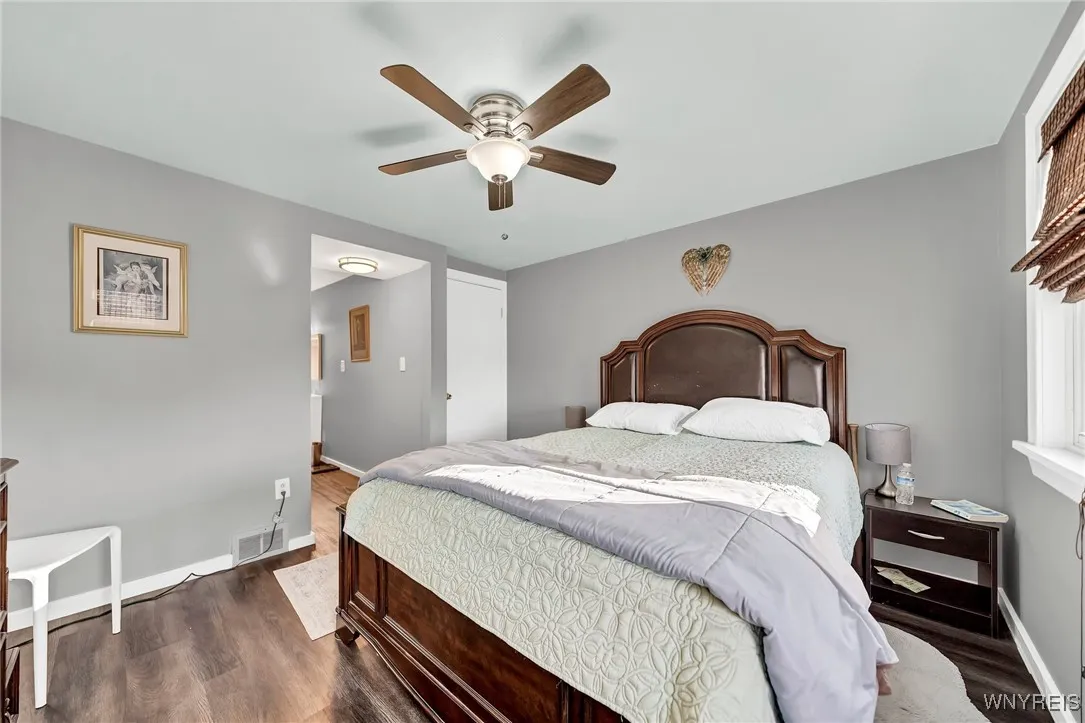 3958 Southwestern Boulevard, Orchard Park, New Yor, Orchard Park, New York 14127, 4 Bedrooms Bedrooms, 8 Rooms Rooms,2 BathroomsBathrooms,Residential,For Sale,3958 Southwestern Boulevard, Orchard Park, New Yor,0,B1654749