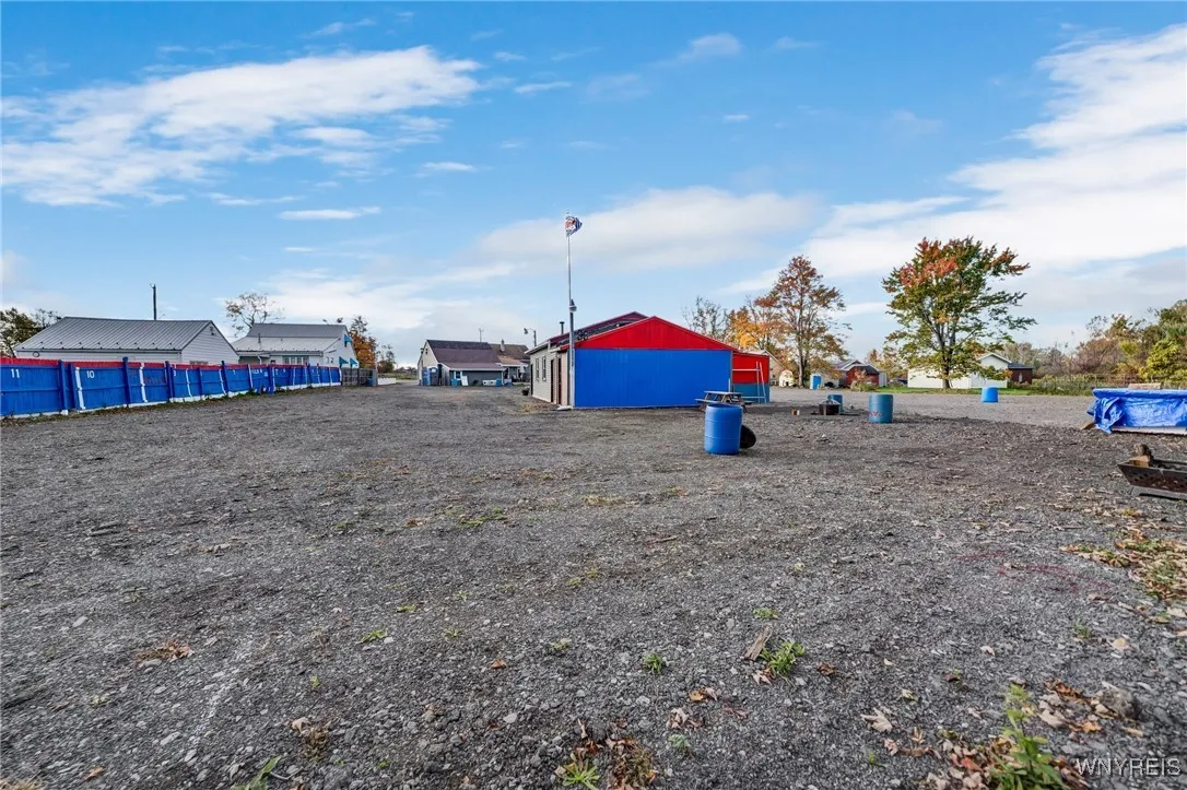 3958 Southwestern Boulevard, Orchard Park, New Yor, Orchard Park, New York 14127, 4 Bedrooms Bedrooms, 8 Rooms Rooms,2 BathroomsBathrooms,Residential,For Sale,3958 Southwestern Boulevard, Orchard Park, New Yor,0,B1654749