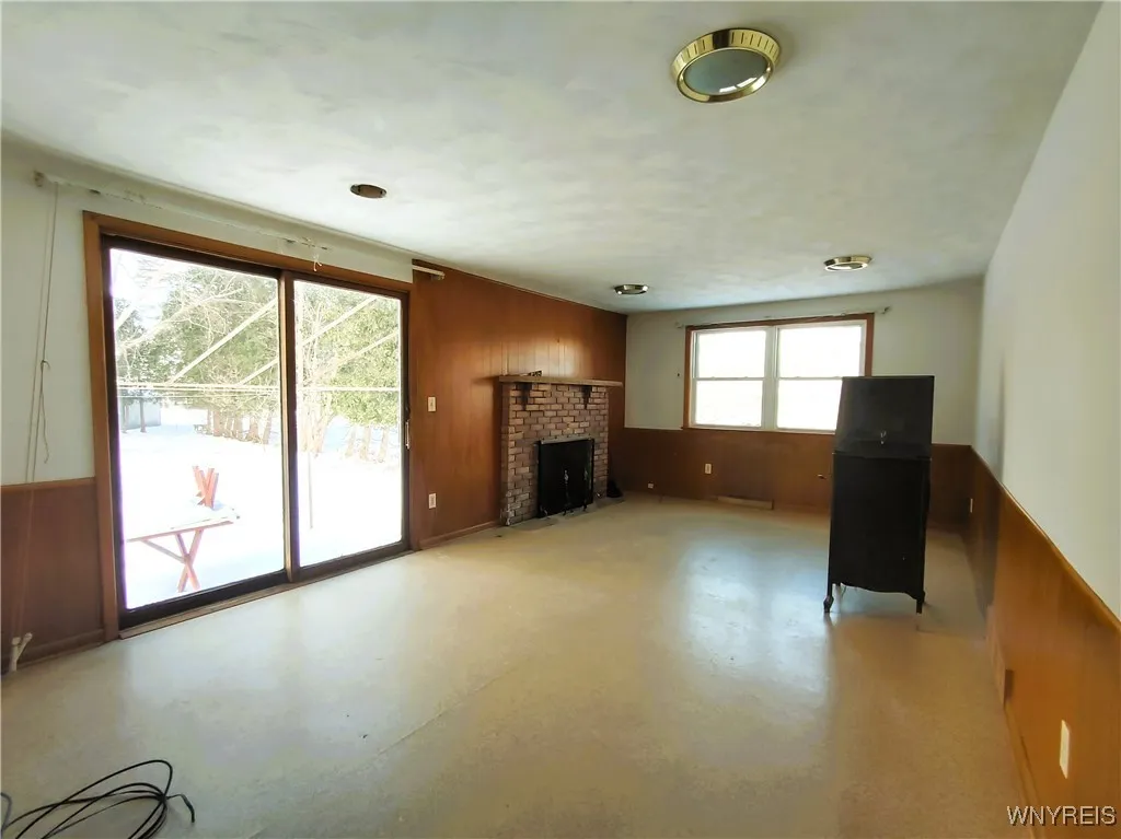 4750 Schurr Road, Clarence, New York 14031, Clarence, New York 14031, 3 Bedrooms Bedrooms, 7 Rooms Rooms,1 BathroomBathrooms,Residential,Closed,4750 Schurr Road, Clarence, New York 14031,0,B1654776