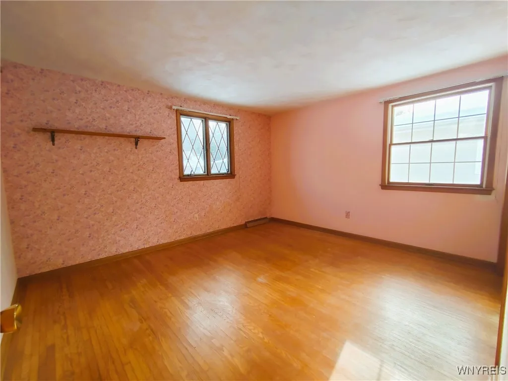 4750 Schurr Road, Clarence, New York 14031, Clarence, New York 14031, 3 Bedrooms Bedrooms, 7 Rooms Rooms,1 BathroomBathrooms,Residential,Closed,4750 Schurr Road, Clarence, New York 14031,0,B1654776