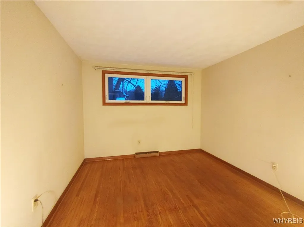 4750 Schurr Road, Clarence, New York 14031, Clarence, New York 14031, 3 Bedrooms Bedrooms, 7 Rooms Rooms,1 BathroomBathrooms,Residential,Closed,4750 Schurr Road, Clarence, New York 14031,0,B1654776