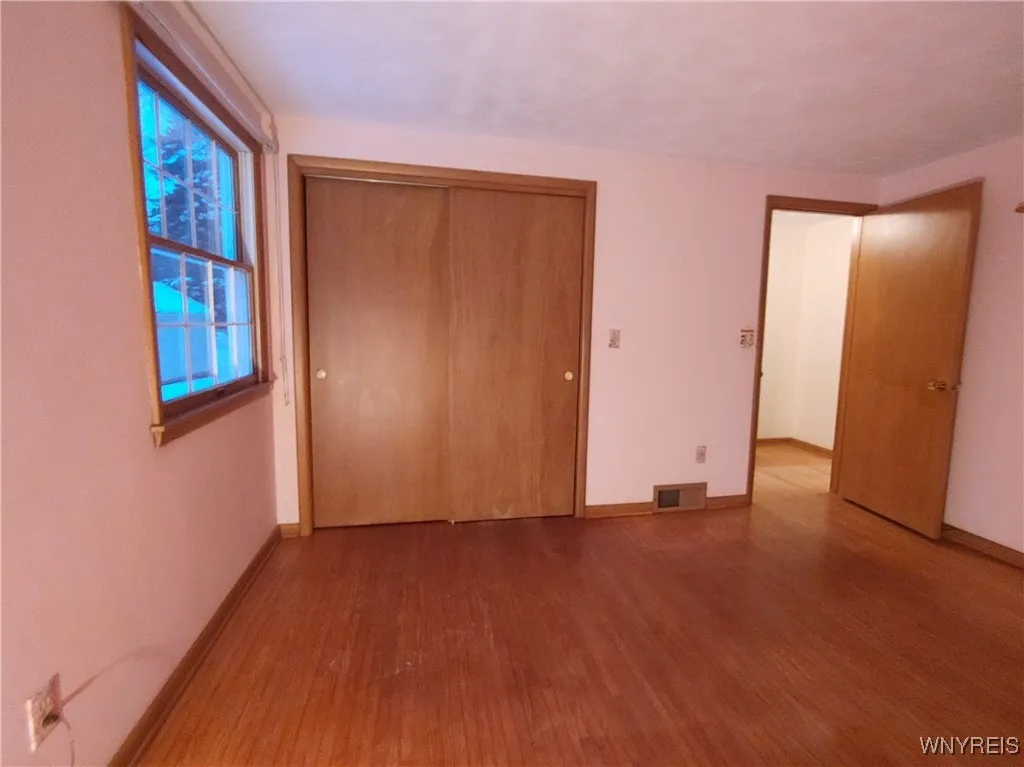 4750 Schurr Road, Clarence, New York 14031, Clarence, New York 14031, 3 Bedrooms Bedrooms, 7 Rooms Rooms,1 BathroomBathrooms,Residential,Closed,4750 Schurr Road, Clarence, New York 14031,0,B1654776