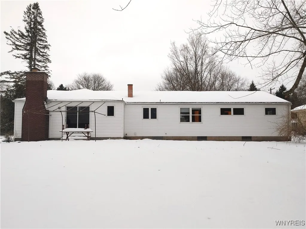 4750 Schurr Road, Clarence, New York 14031, Clarence, New York 14031, 3 Bedrooms Bedrooms, 7 Rooms Rooms,1 BathroomBathrooms,Residential,Closed,4750 Schurr Road, Clarence, New York 14031,0,B1654776