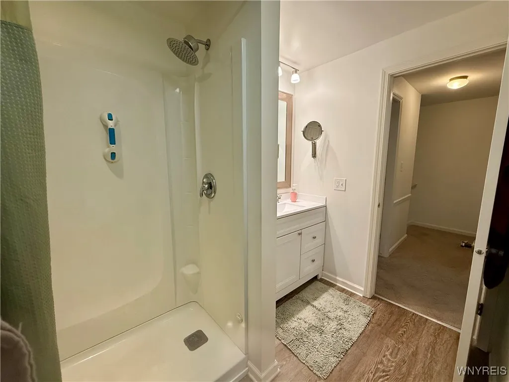 90 Carriage Drive 5, Orchard Park, New York 14127, Orchard Park, New York 14127, 3 Bedrooms Bedrooms, 6 Rooms Rooms,1 BathroomBathrooms,Residential,Closed,90 Carriage Drive 5, Orchard Park, New York 14127,0,B1653256