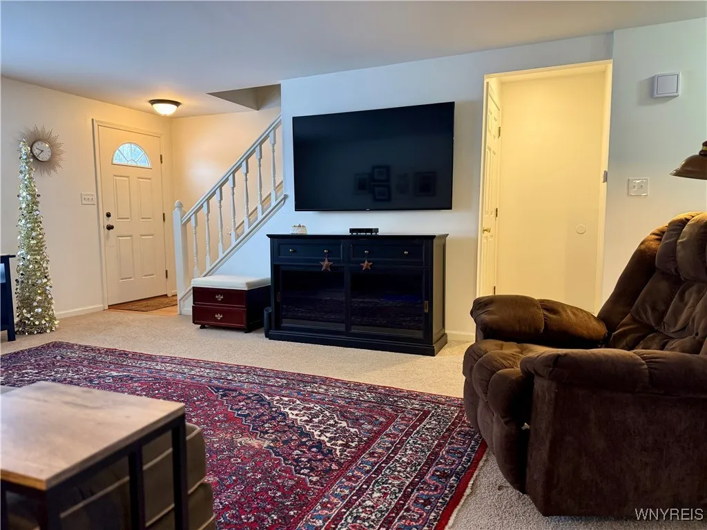 90 Carriage Drive 5, Orchard Park, New York 14127, Orchard Park, New York 14127, 3 Bedrooms Bedrooms, 6 Rooms Rooms,1 BathroomBathrooms,Residential,Closed,90 Carriage Drive 5, Orchard Park, New York 14127,0,B1653256